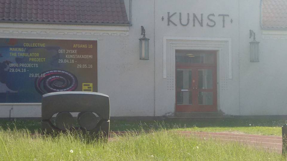 kunst house outside